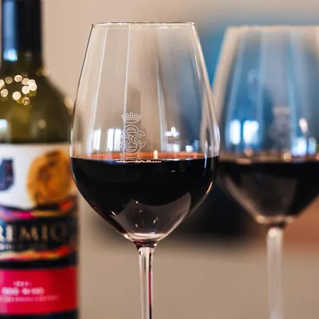 Balluta 141 Marquis -discover Elegance By Homely Сент Джулианс