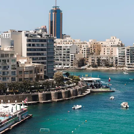 Luxury 3br Seaview In Balluta Building *