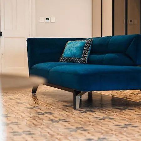 Luxury 3br Seaview In Balluta Building
