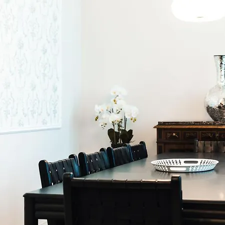 Luxury 3br Seaview In Balluta Building سانت جوليان