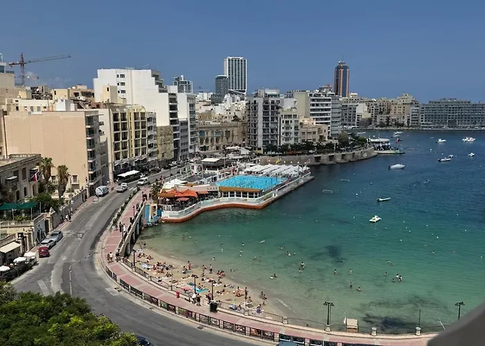 Apartment Balluta 141 Marquis -discover Elegance By Homely San Ġiljan