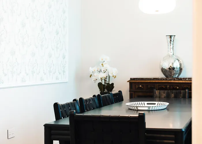 Balluta 141 Marquis -discover Elegance By Homely * St. Julian's